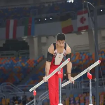 محمد منتصر عفيفي يحصد فضية «المتوازي» ببطولة كأس العالم للجمباز الفني